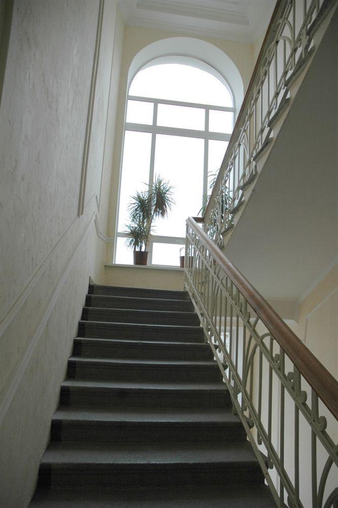 Pecherskie Lipki Hotel Kiev Exterior foto
