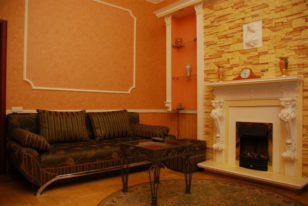 Pecherskie Lipki Hotel Kiev Exterior foto